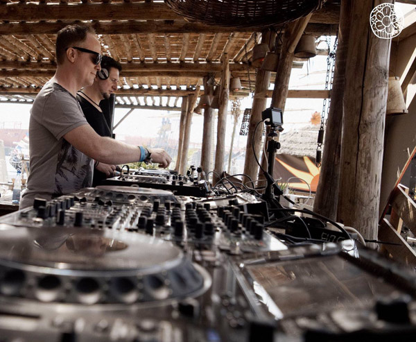 eatmydisco bei Komm Tanzen am Strand Pauli
